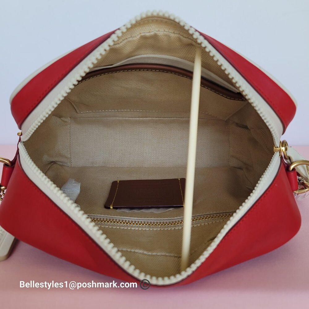 COACH Unisex 1941 Camera Glovetanned Leather with COACH Stamp Crossbody Bag⭐ - Picture 12 of 16